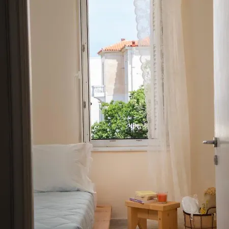 Apartment Theros