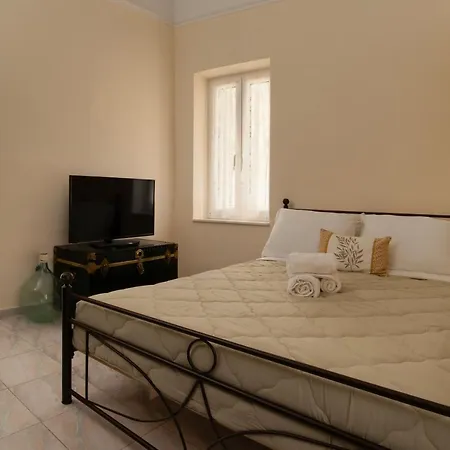 Apartment Theros